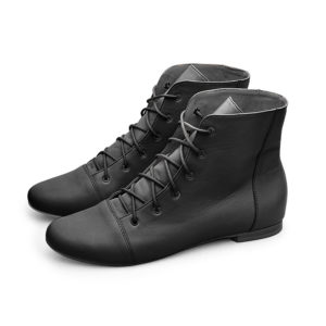 women leather boots